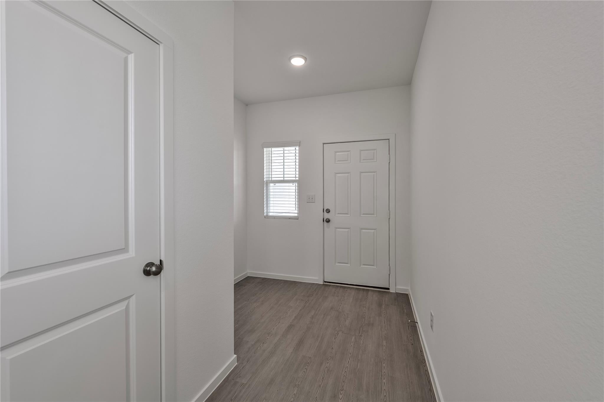 905 Silver Buckle Lane