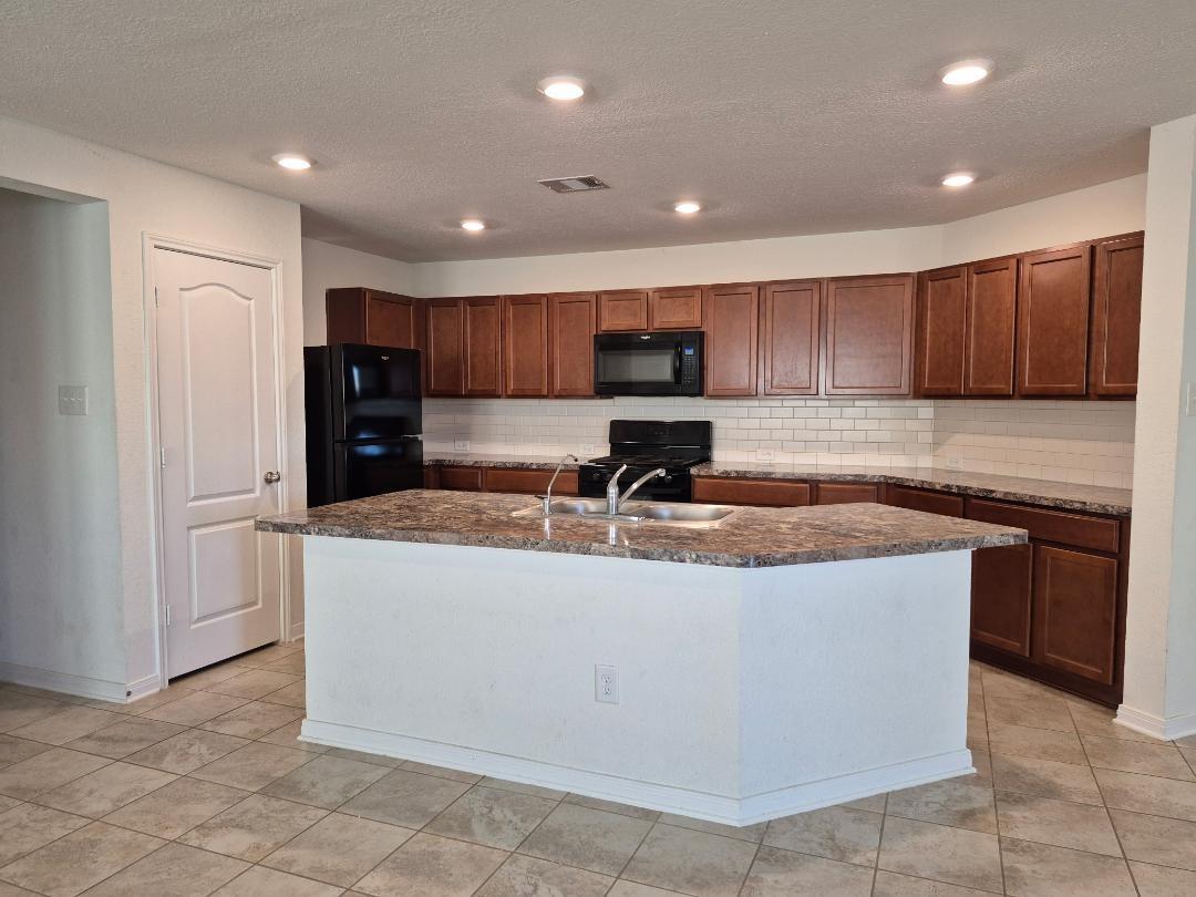 6715 Hillsdale Creek Drive