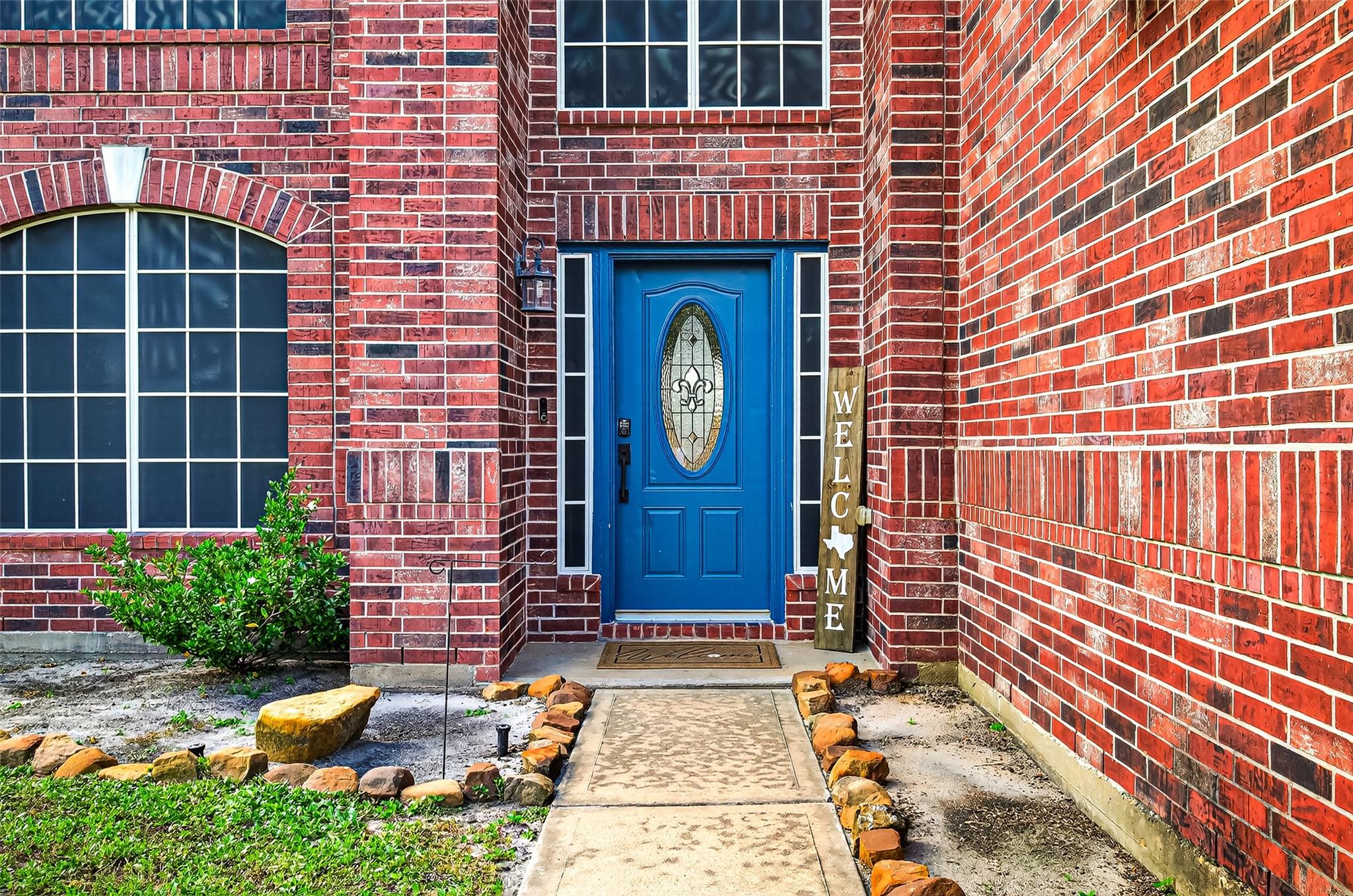 8222 Hardy Elm Street