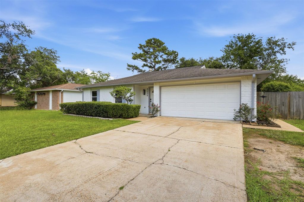 Photo of 4035 Cypressdale Drive, Spring, TX 77388 (MLS # 98426909)