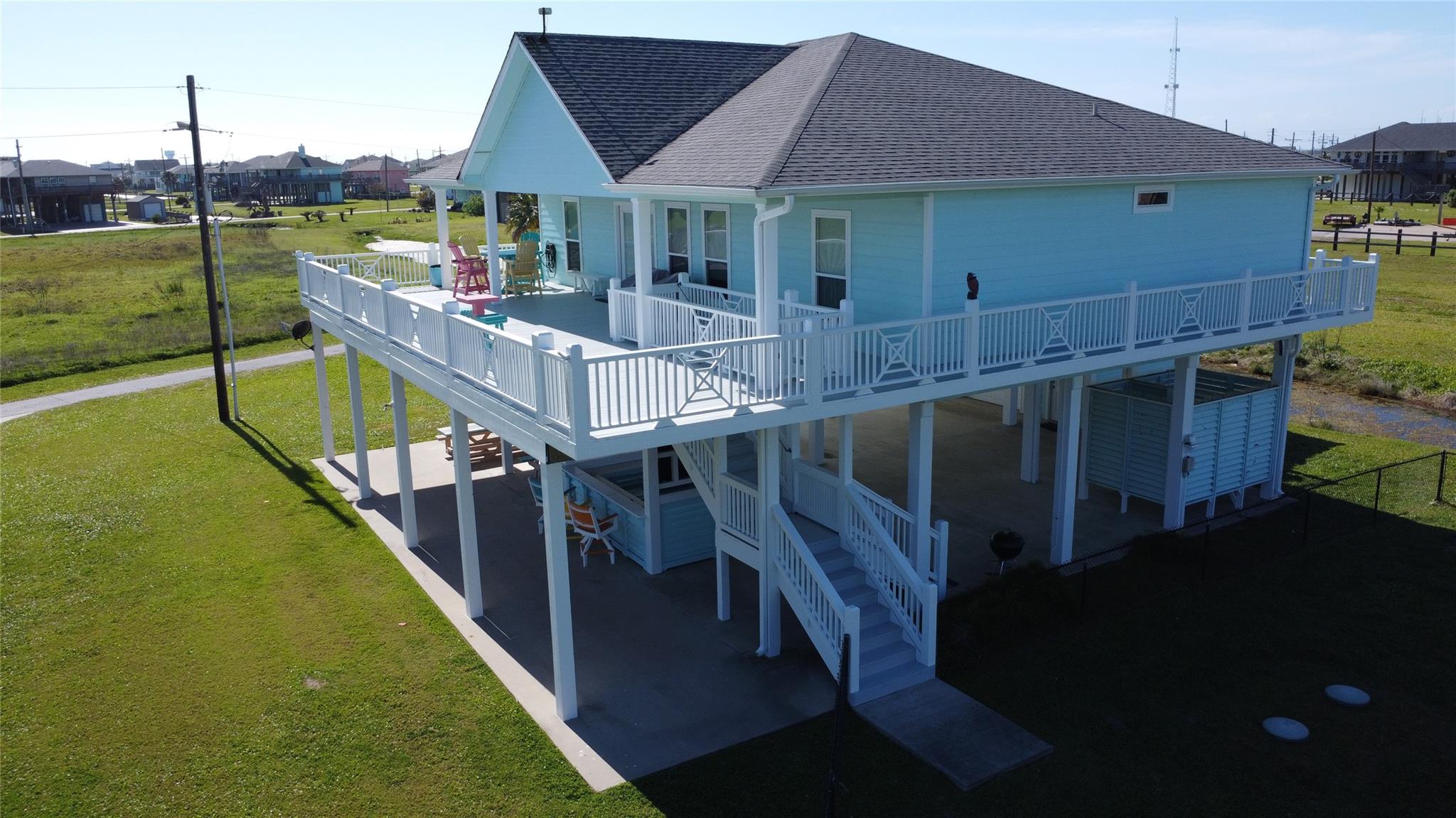 926 Surfside Drive