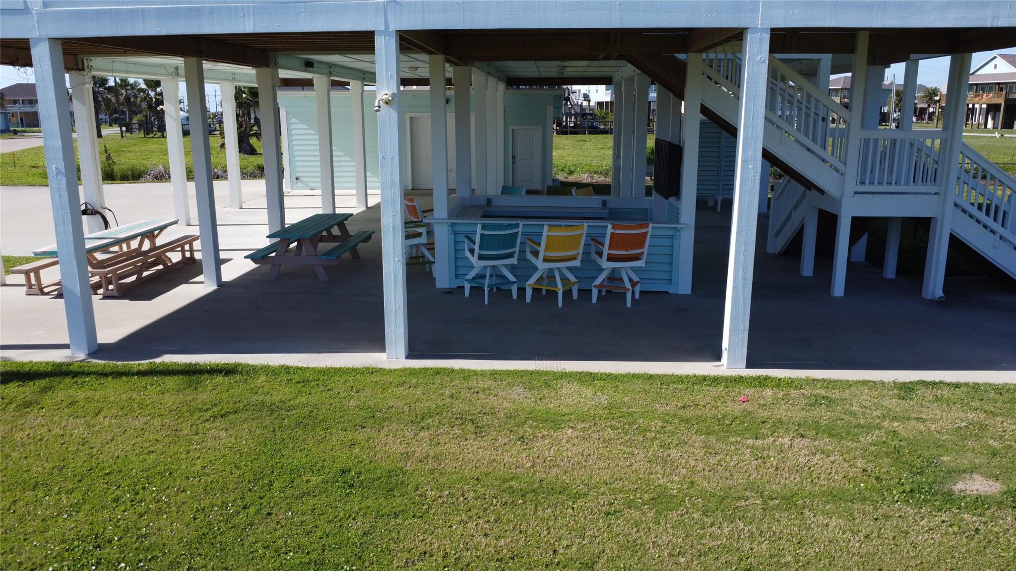 926 Surfside Drive