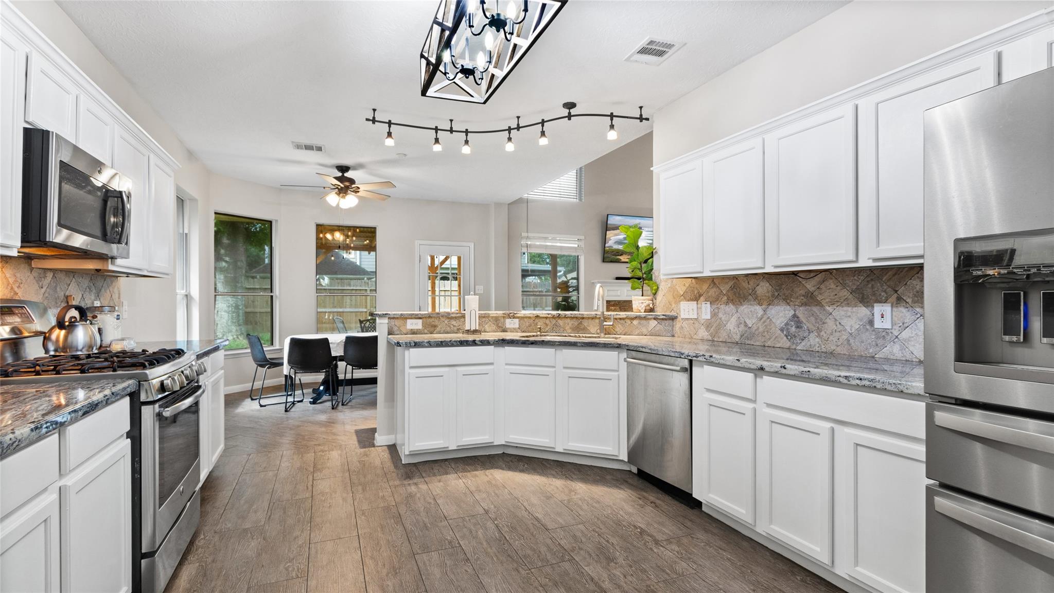 1814 Barretts Glen Drive