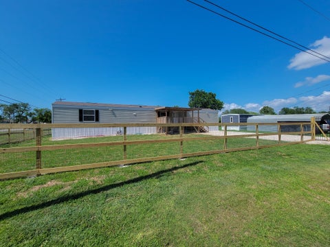 Photo of 7501 Primrose Street, Pearland, TX 77584 (MLS # 25279712)