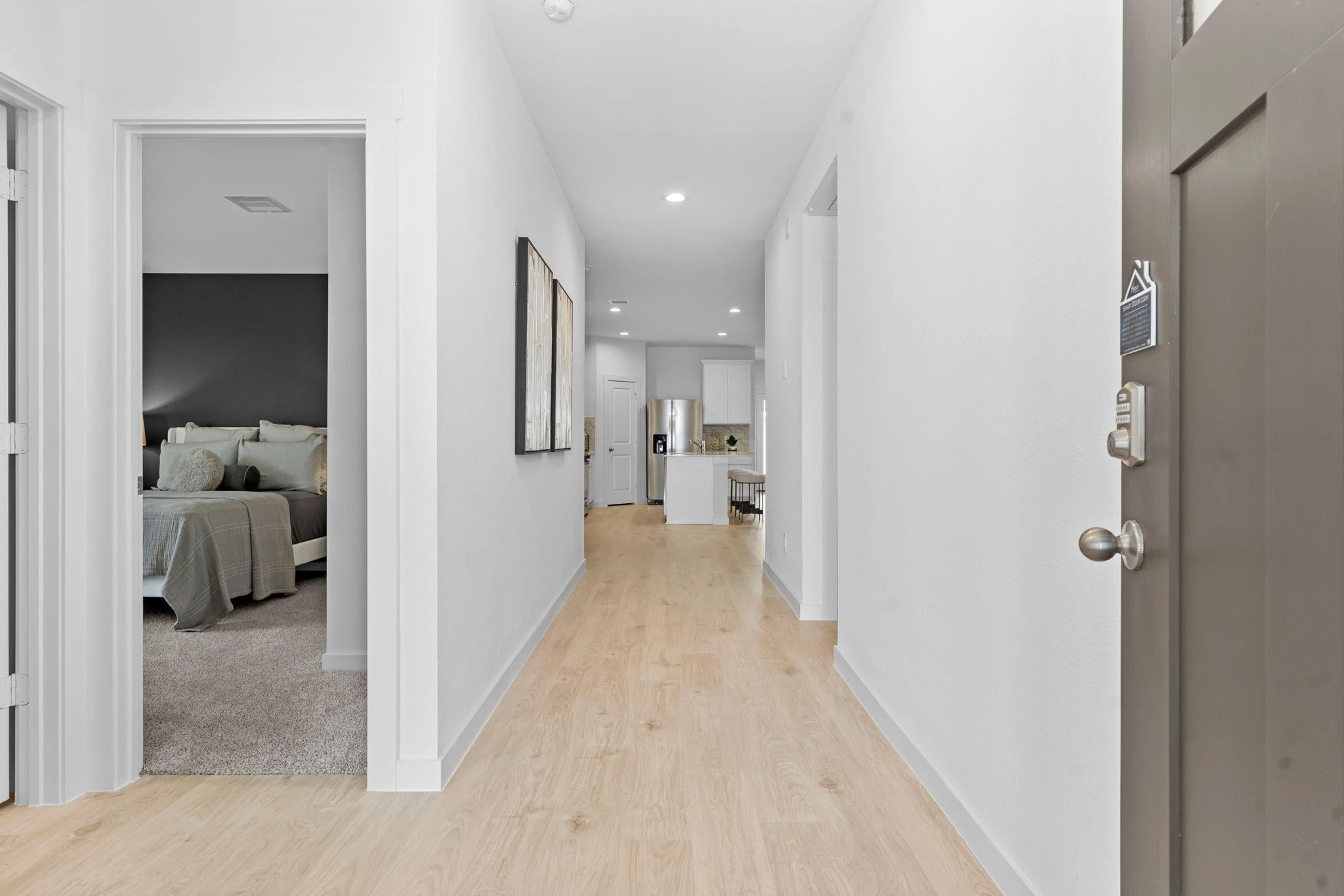 6618 Pelican Lane