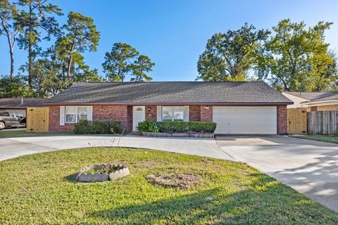 Photo of 10055 Westview Drive, Houston, TX 77055 (MLS # 57783844)