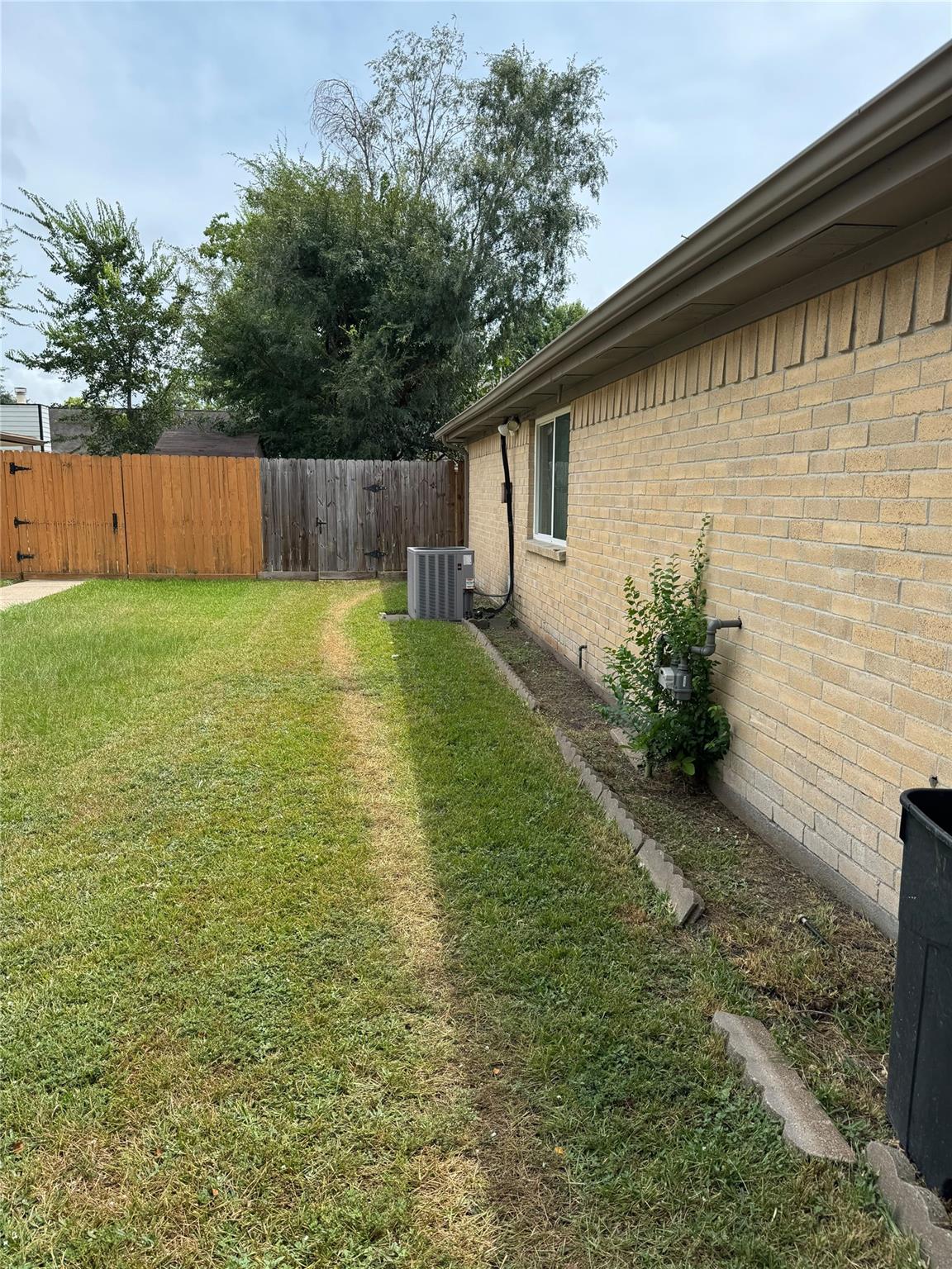 4207 Maple Cross Drive
