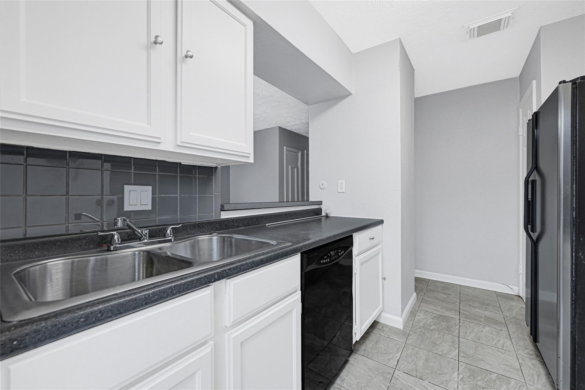 3328 Burke Road 71