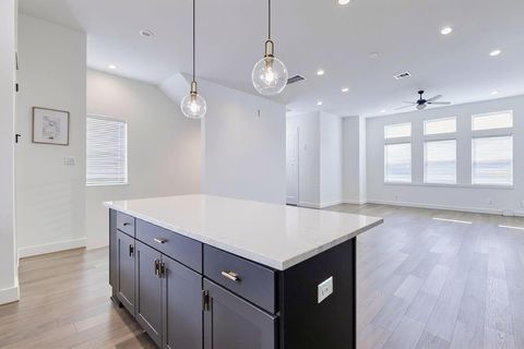 Tiny photo for 334 Eastwood Street, Houston, TX 77011 (MLS # 8087691)