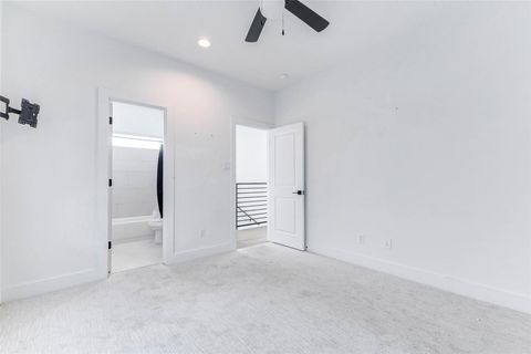 Tiny photo for 334 Eastwood Street, Houston, TX 77011 (MLS # 8087691)
