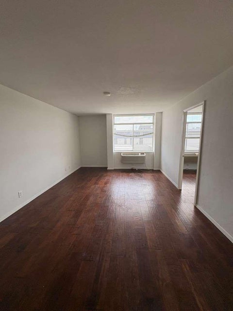Condo For Sale - 7510 Hornwood Drive #201<br/> Houston, TX 77036