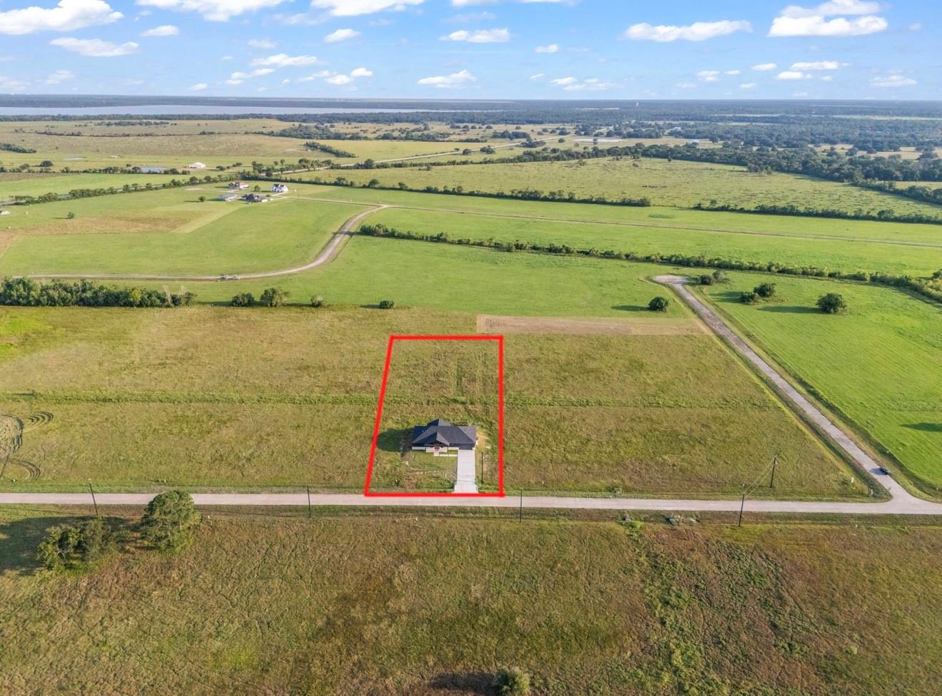 619 Chuckwagon Trail N