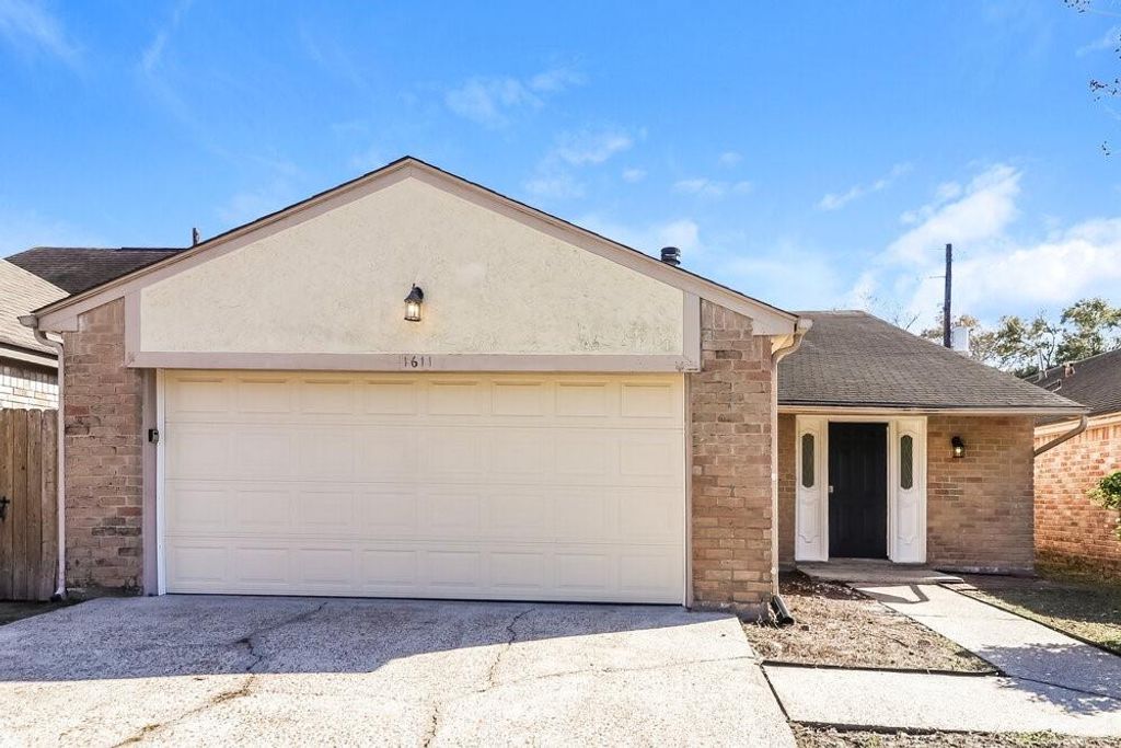 Photo of 1611 Bodart Circle, Houston, TX 77090 (MLS # 74351700)