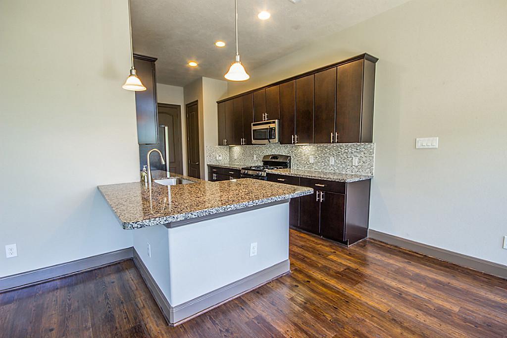 63 Aventura Place