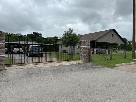 Photo of 13125 1st Street, Kendleton, TX 77451 (MLS # 15537918)