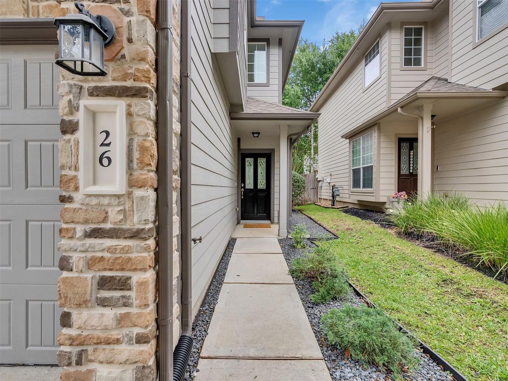 Photo of 26 Bowerbank Court, Magnolia, TX 77354 (MLS # 98328723)