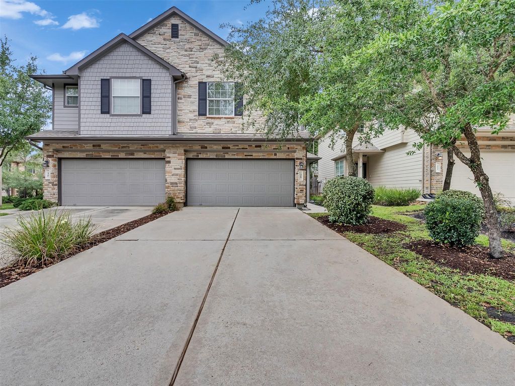 Photo of 26 Bowerbank Court, Magnolia, TX 77354 (MLS # 98328723)