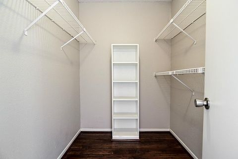 Tiny photo for 2818 S Bartell Drive #312, Houston, TX 77054 (MLS # 81479009)