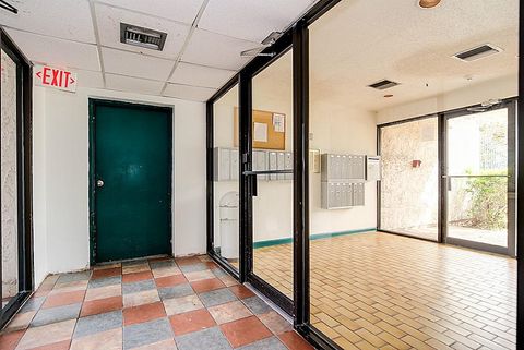 Tiny photo for 2818 S Bartell Drive #312, Houston, TX 77054 (MLS # 81479009)