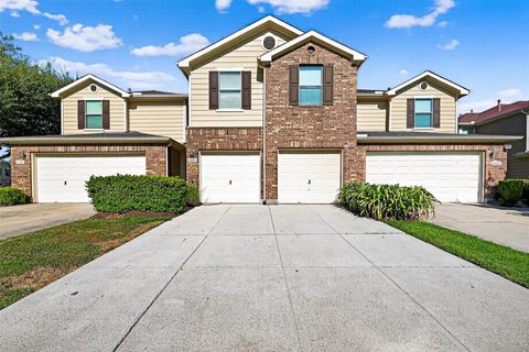 Photo of 16005 Summerville Lake Drive, Tomball, TX 77377 (MLS # 69250861)
