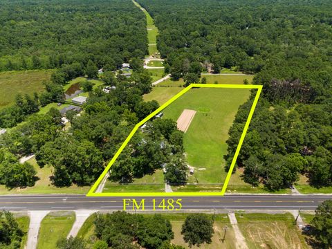 Photo of 15091 Fm 1485 Road, Conroe, TX 77306 (MLS # 21443572)