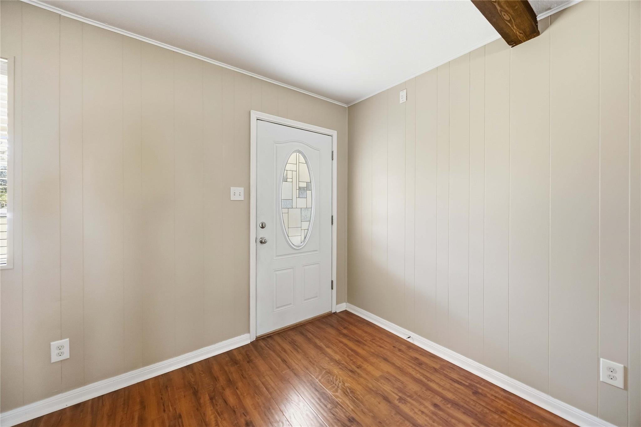 1218 S Booth Lane