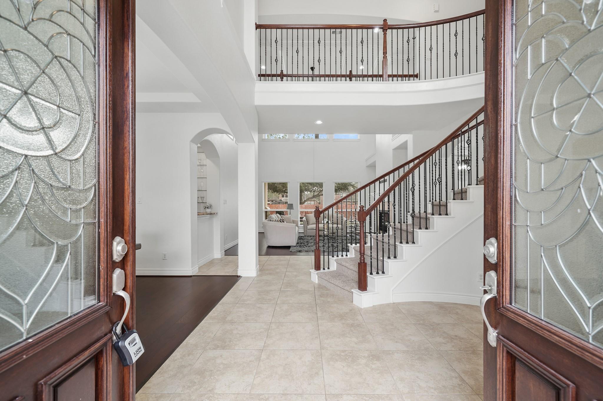 33 Combwell Garden