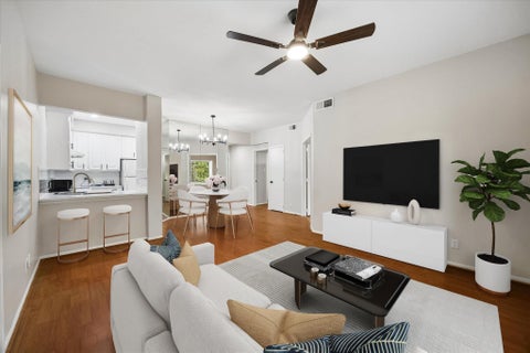 Photo of 2211 S Braeswood Blvd BLVD #22C, Houston, TX 77030 (MLS # 90016351)
