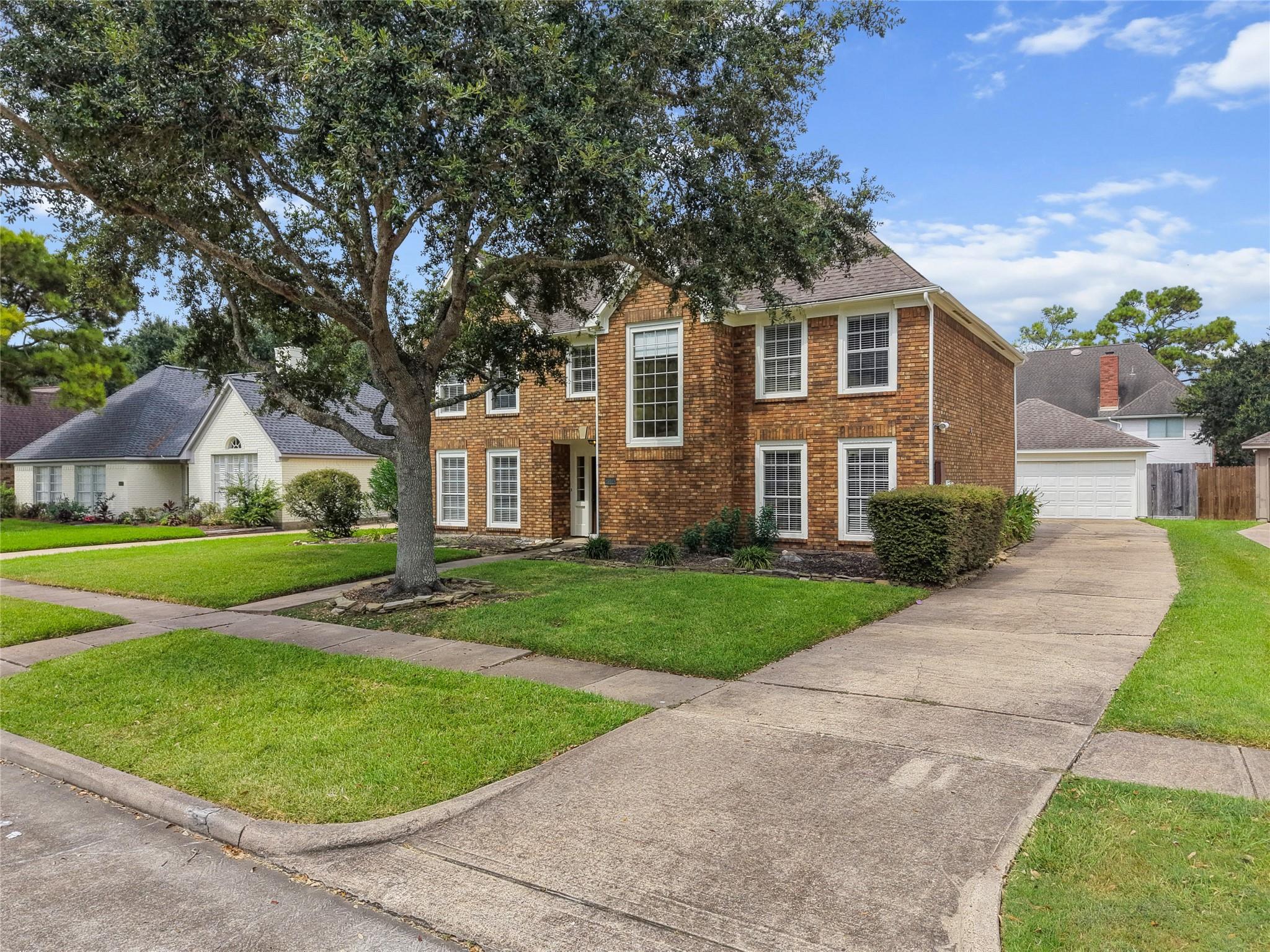 2104 Bay Hill Drive
