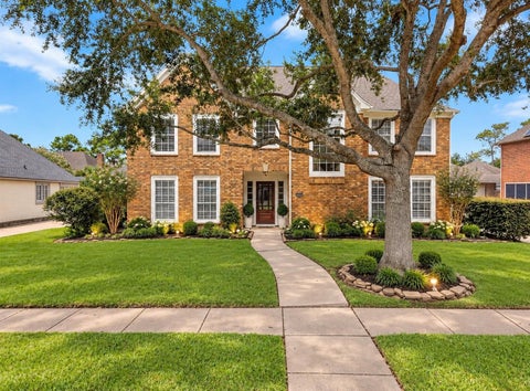 Photo of 2104 Bay Hill Drive, League City, TX 77573 (MLS # 37784509)