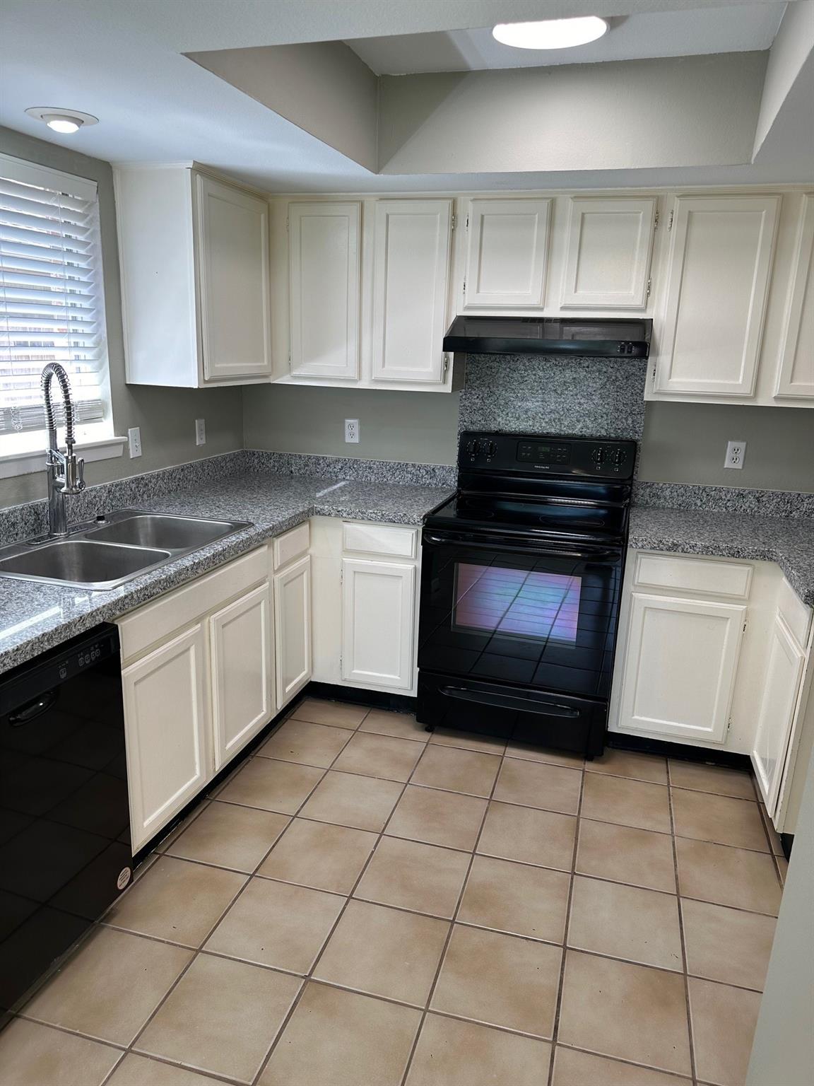 25402 Sugar Valley Lane