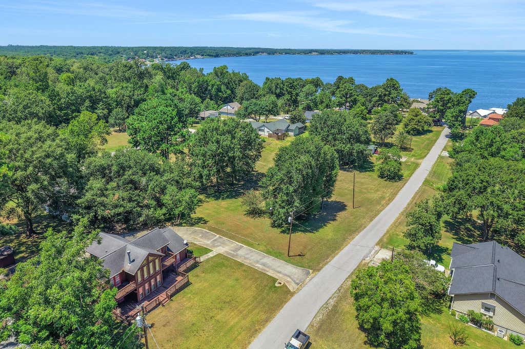 Photo of 51 Valley Drive, Coldspring, TX 77331 (MLS # 23349556)