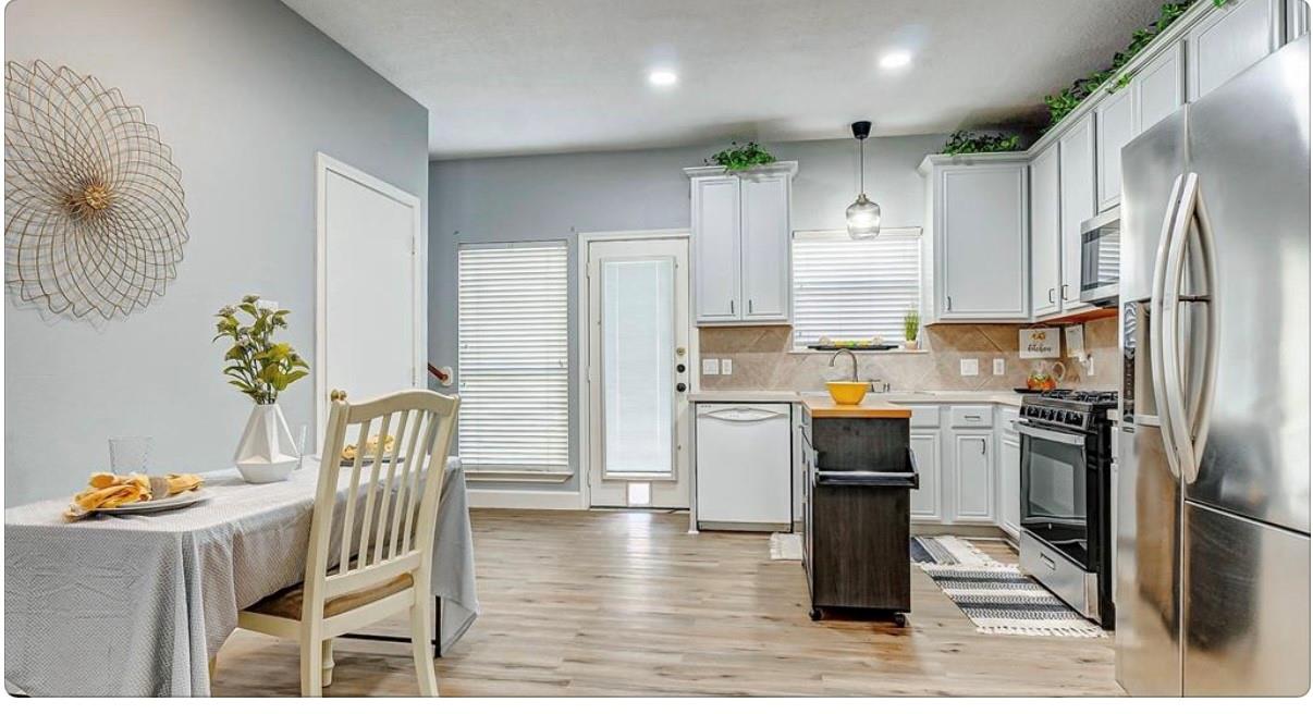 18927 Crescent Fountain Road