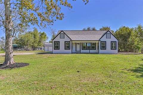 Photo of 5219 Avenue A, Santa Fe, TX 77510 (MLS # 58991862) Photo of 5219 Avenue A, Santa Fe, TX 77510 (MLS # 58991862)