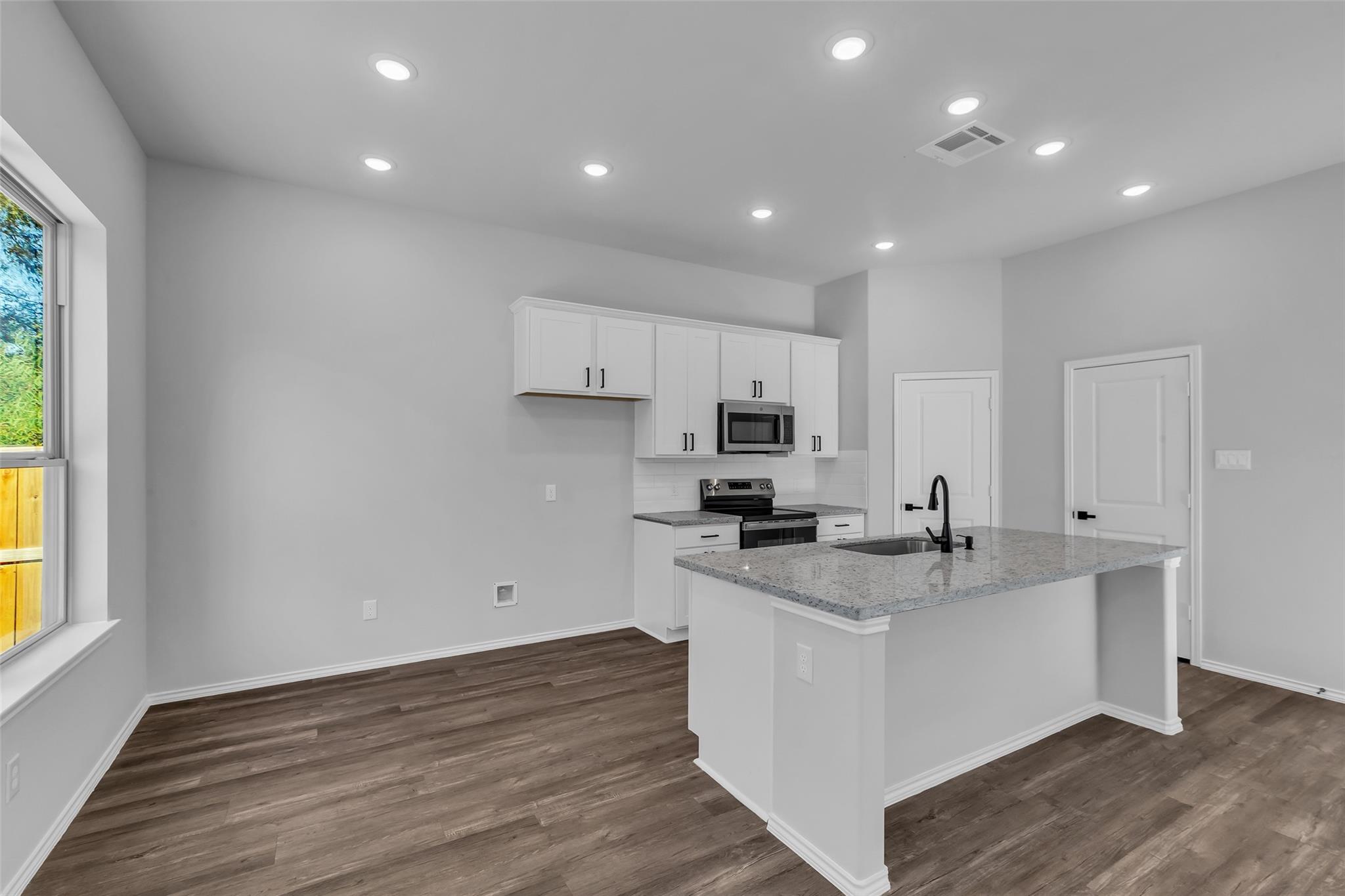 286 County Road 5102 F