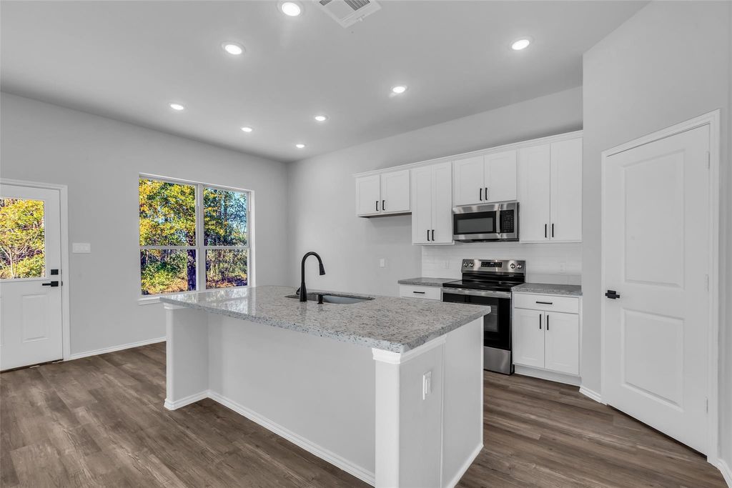 Photo of 286 County Road 5102 #F, Cleveland, TX 77327 (MLS # 55561313)