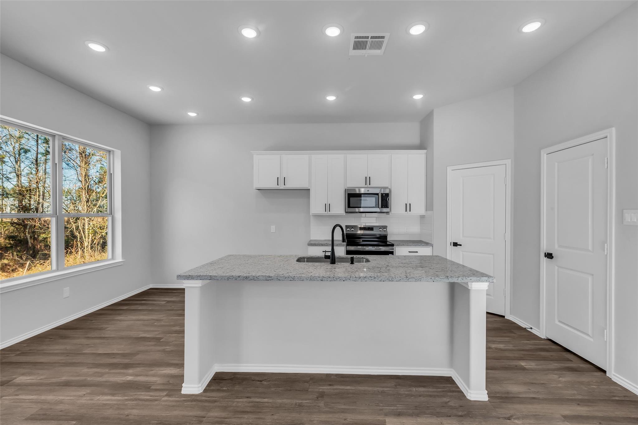 286 County Road 5102 F