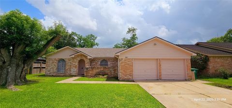 Photo of 6719 Mccullum Road, Missouri City, TX 77489 (MLS # 22392291)