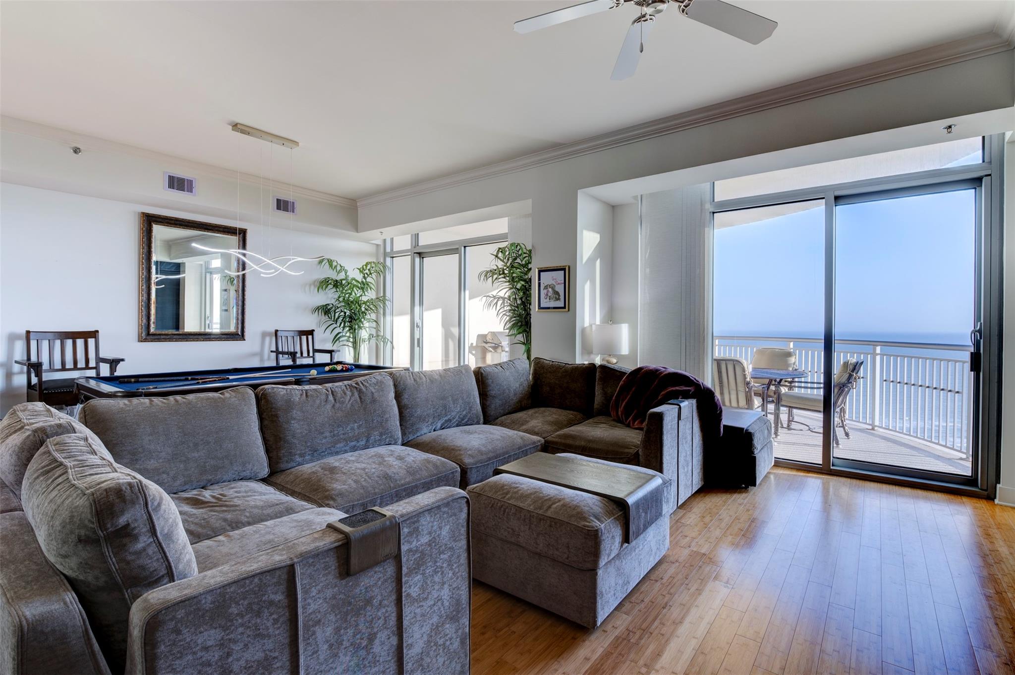 801 E Beach Drive TW2212