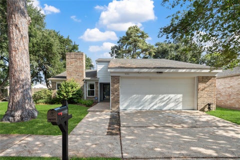 Photo of 5050 Spring Forest Drive, Houston, TX 77091 (MLS # 40038218)