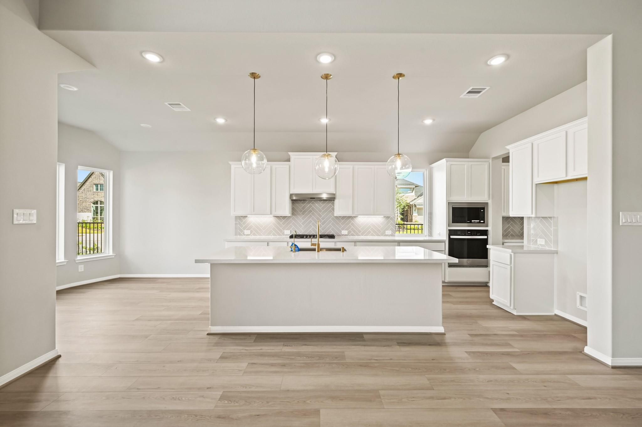 10731 Yellow Wild Indigo Lane