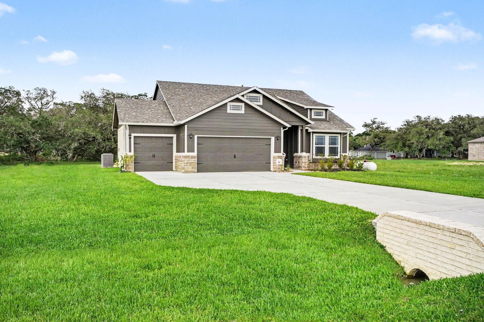 25 Red Barn Road