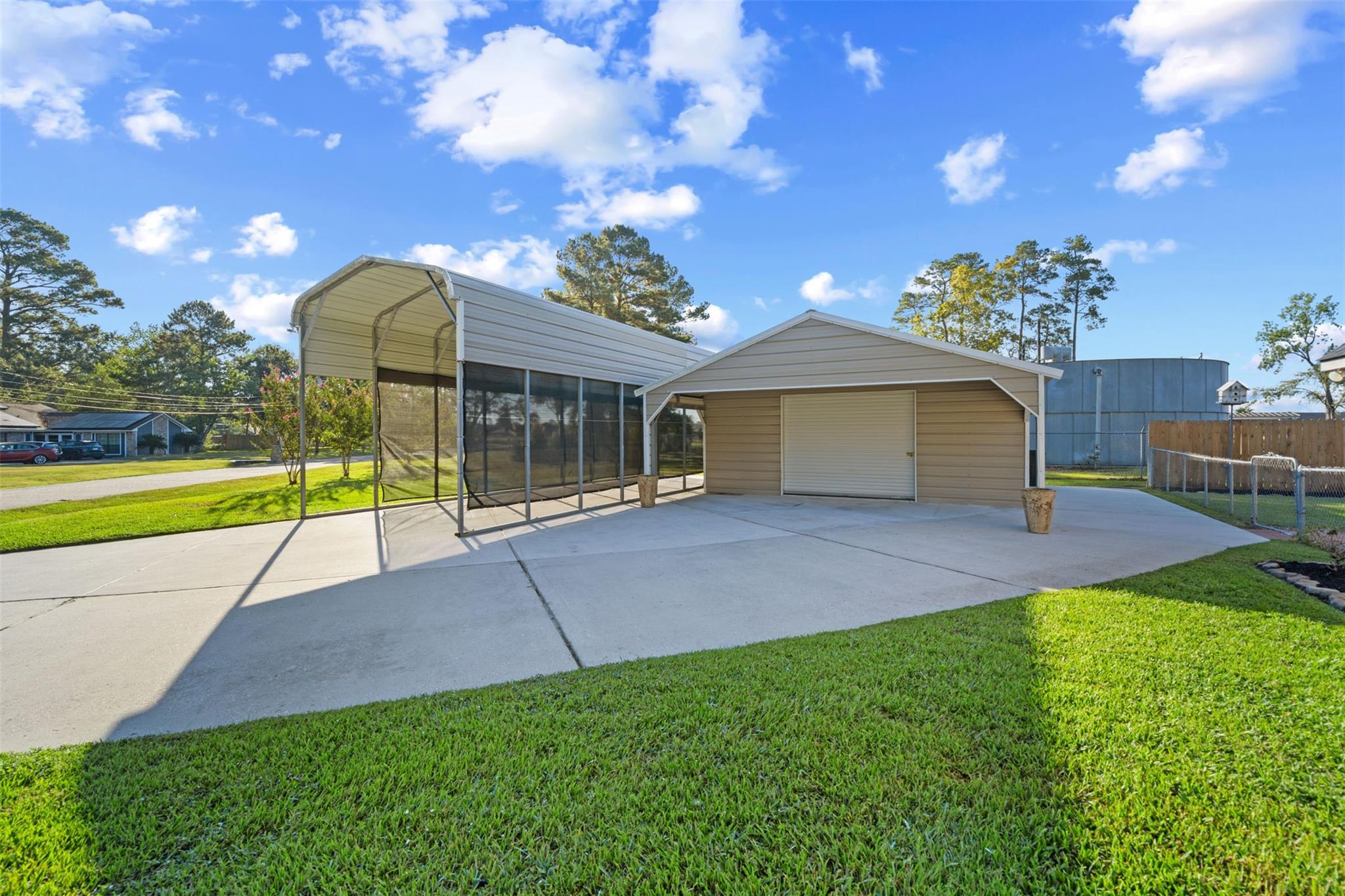 1915 Running Bear Trail