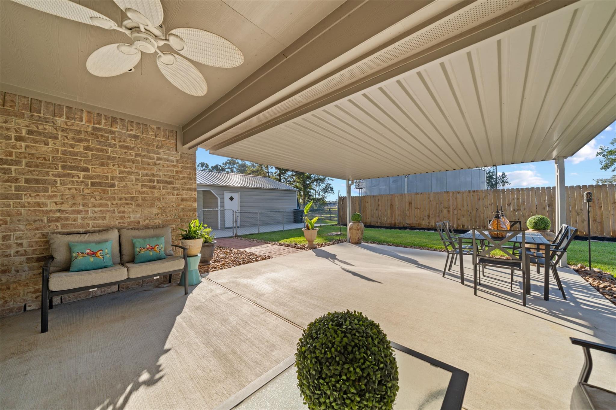 1915 Running Bear Trail