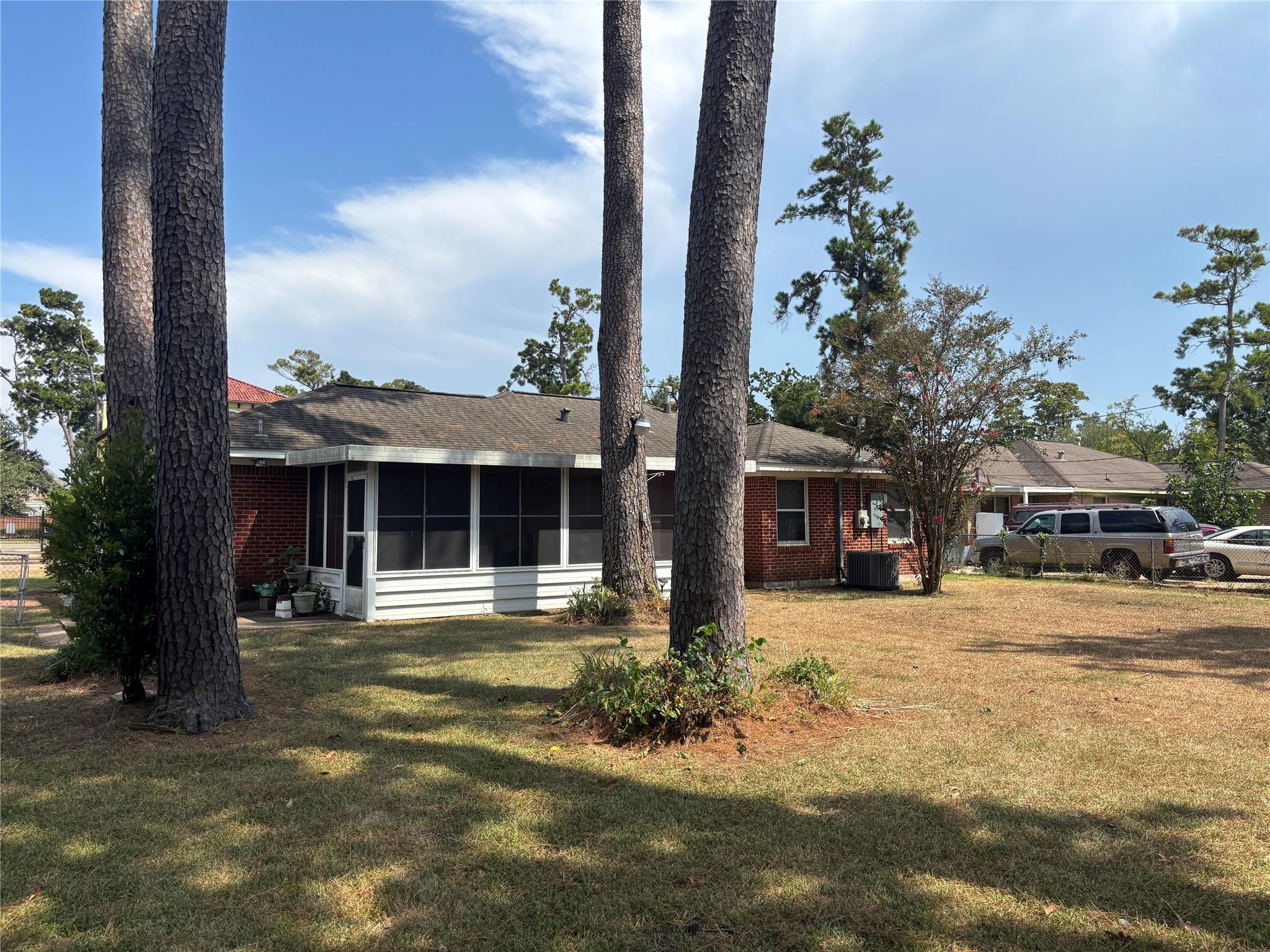 1301 Antoine Drive