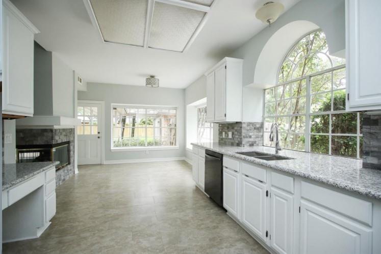 16222 Morningbrook Drive