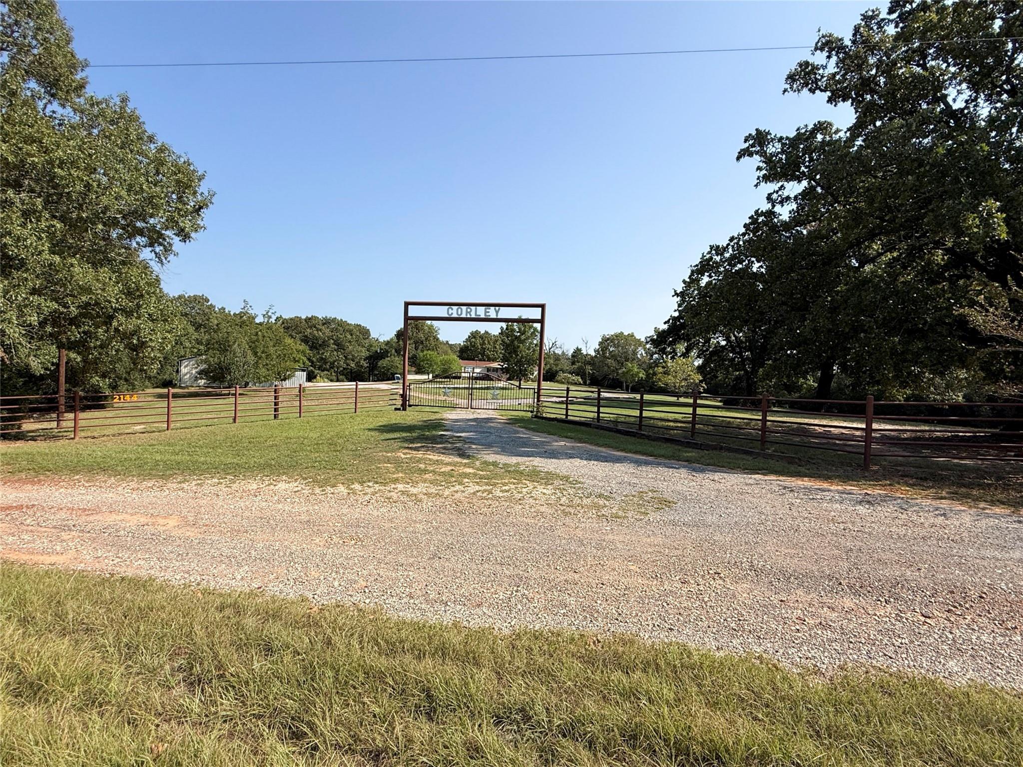 2144 Private Road 3015