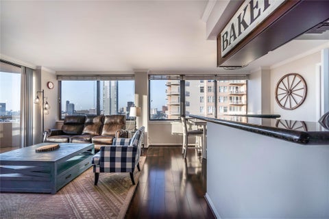 Photo of 3525 Sage Road #1315, Houston, TX 77056 (MLS # 18200770)