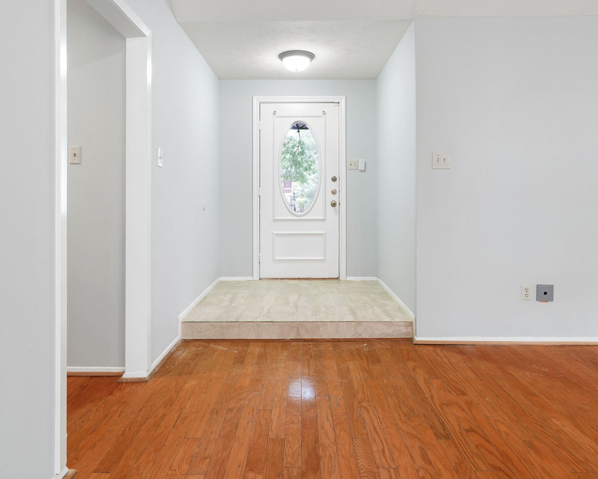 5 Woodlot Court