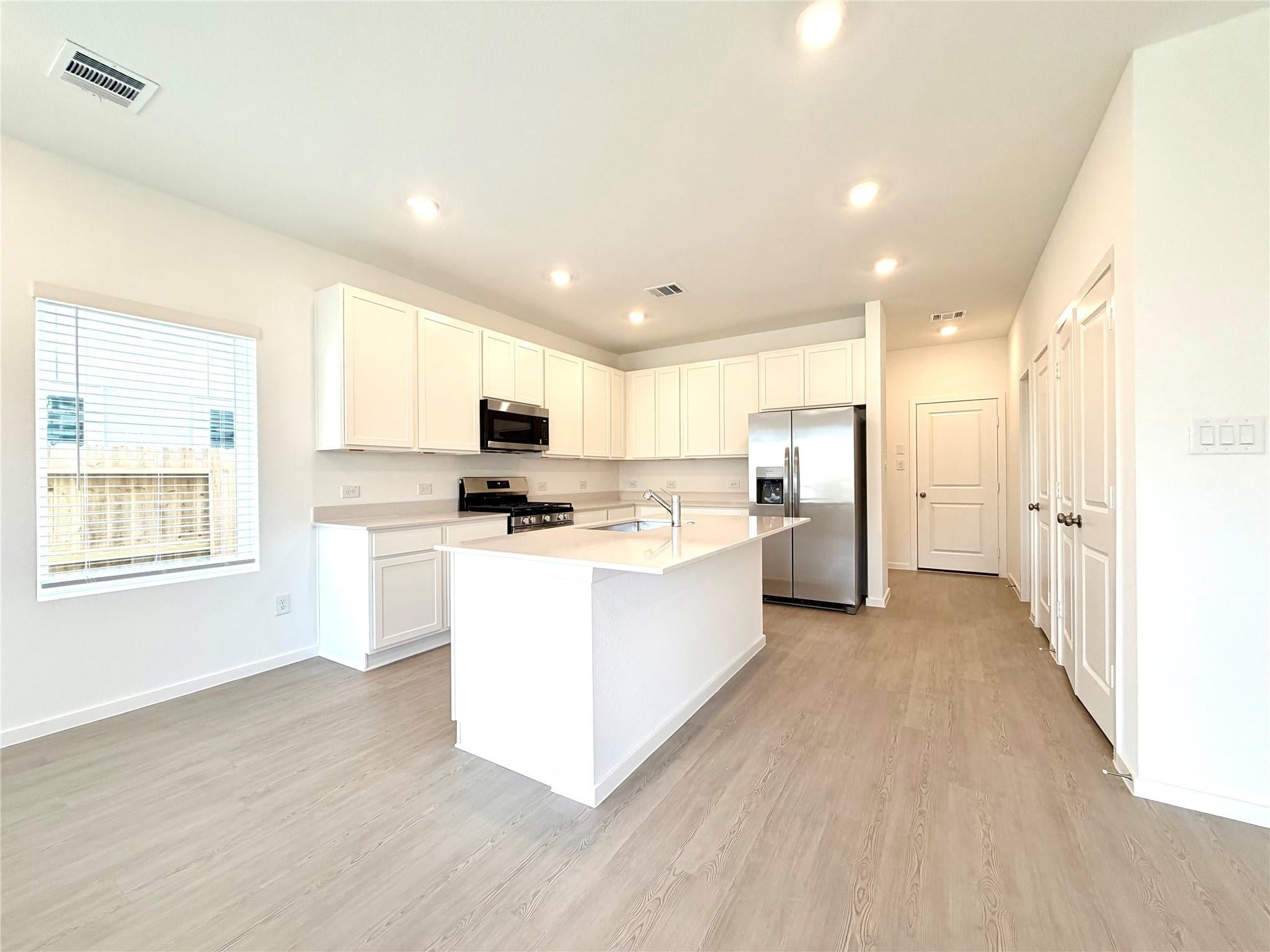 2119 Salinas Drive